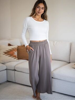 Sozy Brenda Pants NWOT